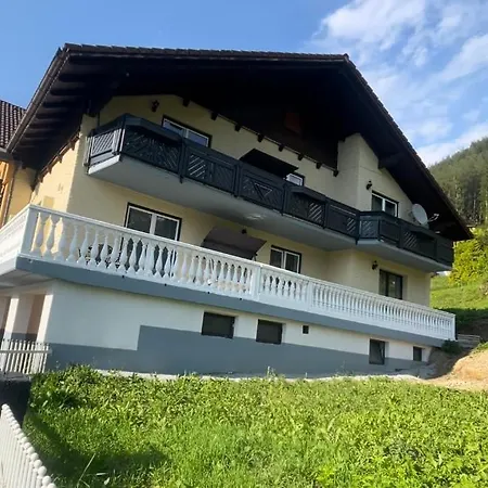 Gruener & Residenzen Villa *